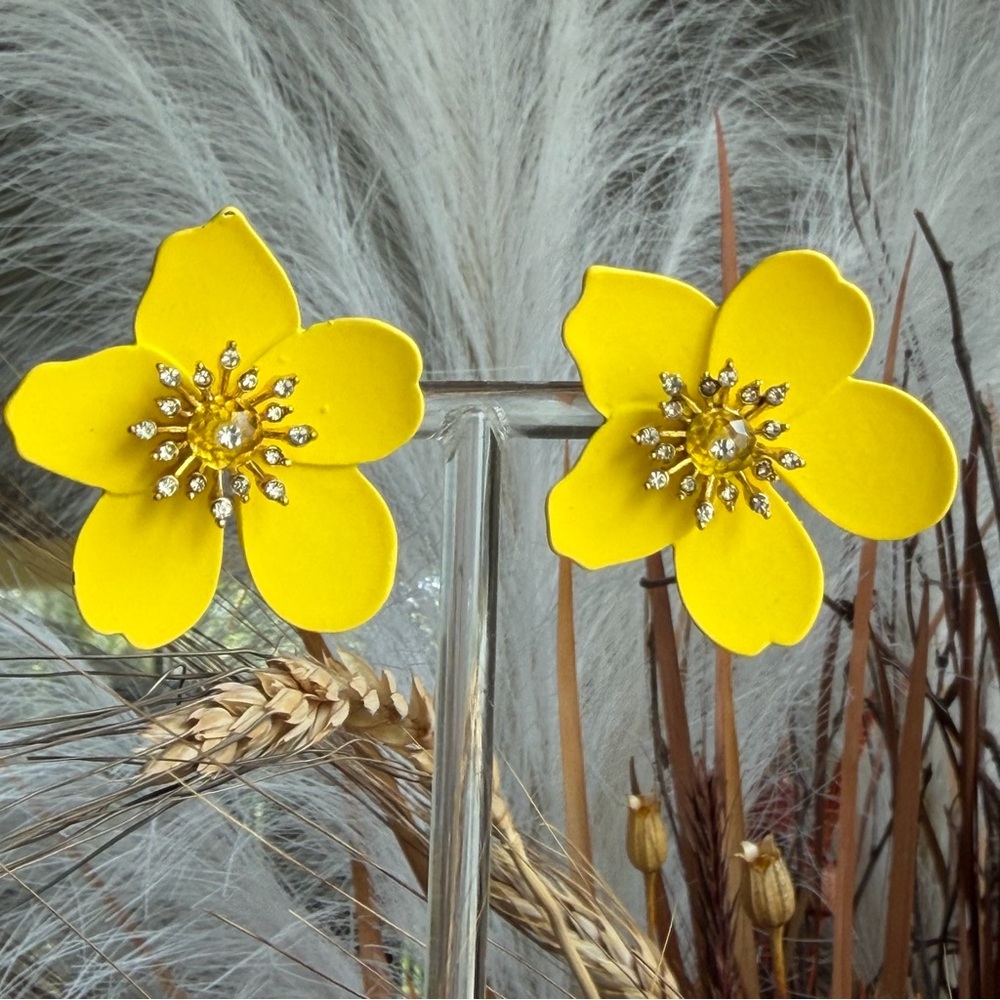 J. CREW | Bright Lemon Yellow Floral Stud Earrings